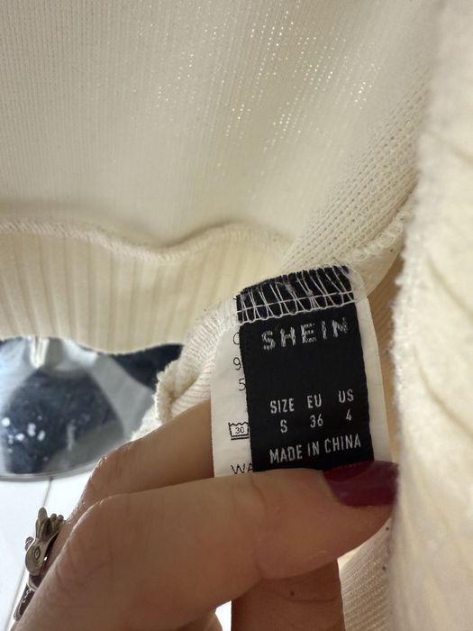 Продам білий кардиган