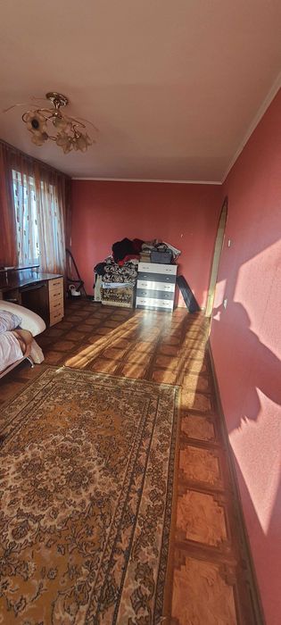 Продаю 2х кім.квартиру на Гвардійській