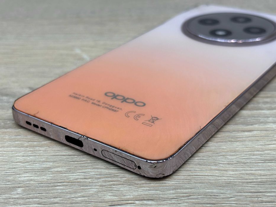 Smartfon Oppo Reno12 FS - 8/512gb - OPIS okazja