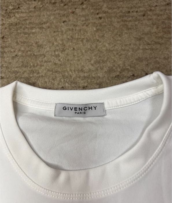 Футболка Givenchy