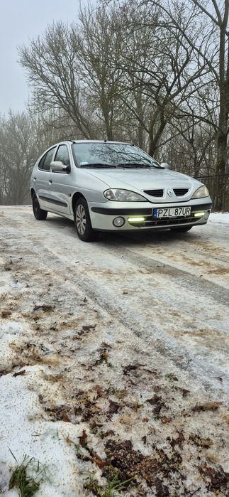 Renault Megan 1.4 2000 rok. Klima , czujnik parkowania. Bezwypadkowy.