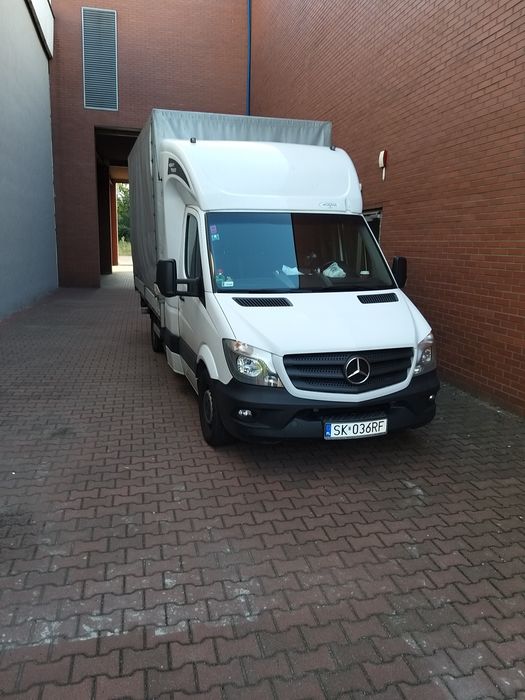 Przeprowadzki Transport przewóz rzeczy