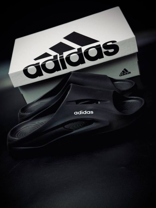 Мужские шлепанцы адидас новинка на лето / adidas adifom liinfinity / тапки адики / черные шлепки адидас / бнз подкладки / идеальные к воде