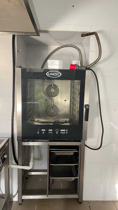 Пароконвектомат UNOX XBC 605