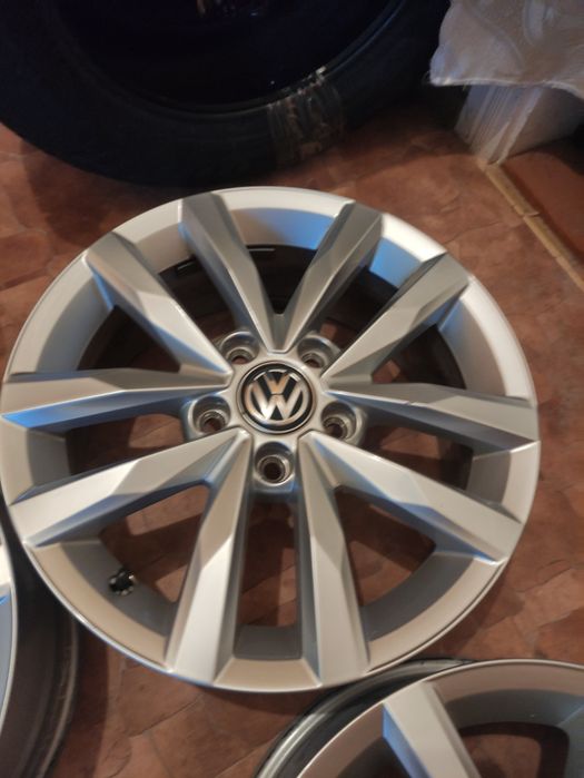 Продам комплект дисків 5х112 VW