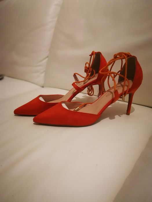 Sapatos cor de laranja