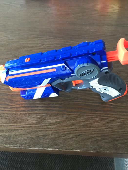 Lançador nerf elite : firestrike