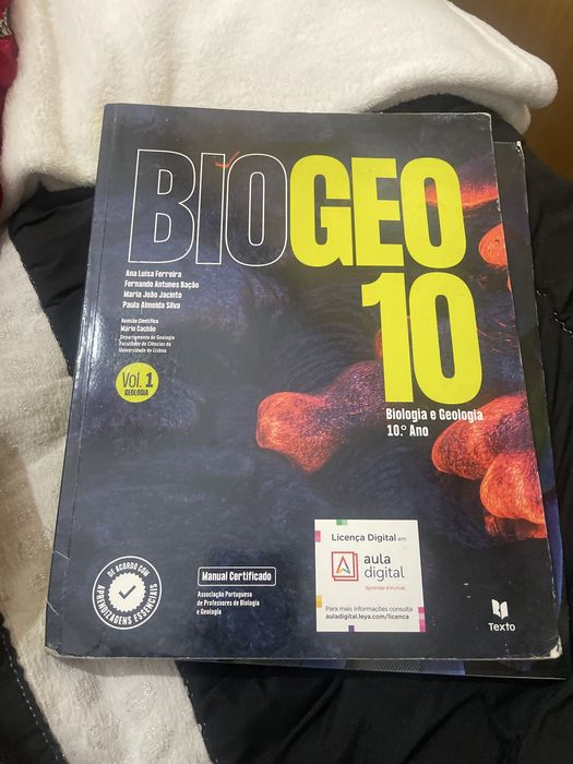 Livro de Biologia e Geologia de 10 ano