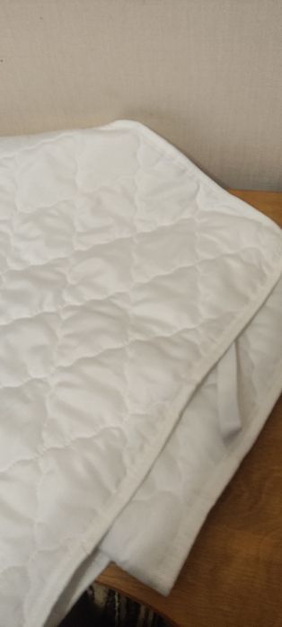 Наматрасник - чехол на матрас