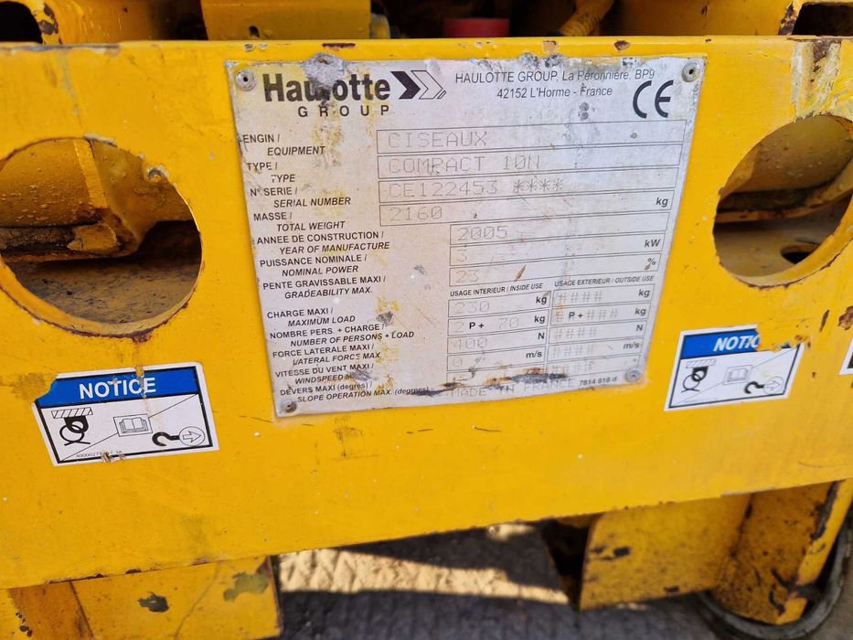 Ножничний підйомник Haulotte Compact 10N, акамуляторний, пеканіска