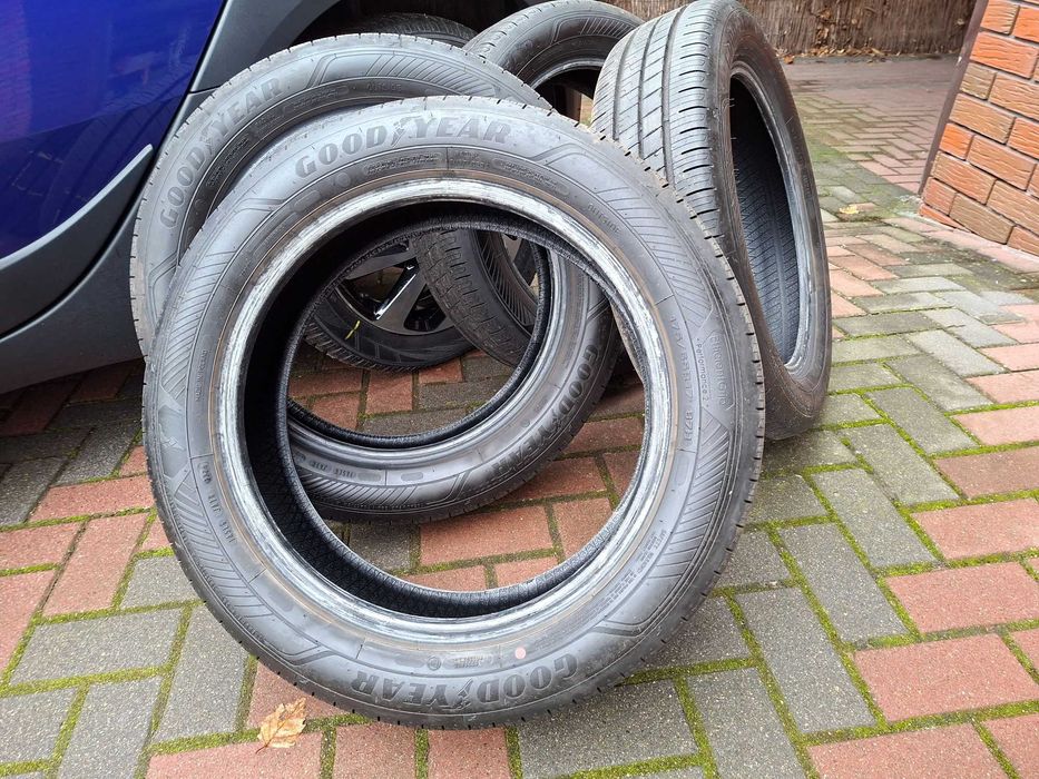 Sprzedam 4x opony Goodyear EfficientGrip Performance 2, 175/65 R17 87H