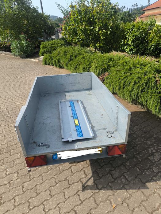 Reboque atrelado 500 kg