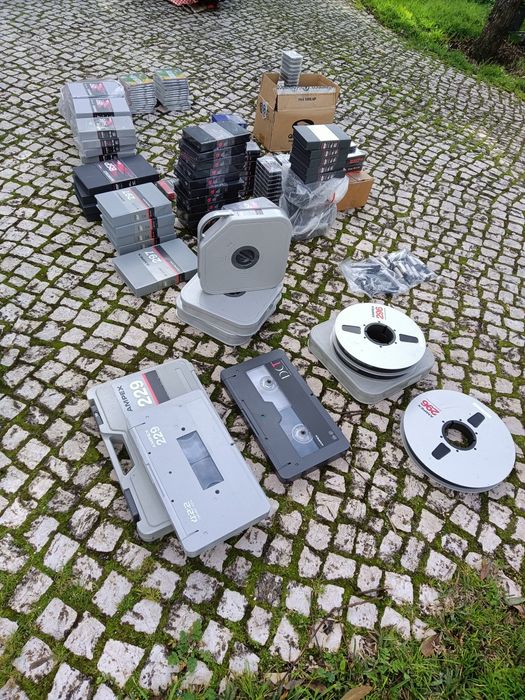 Cassetes e bobines de video AMPEX QUANTEGY