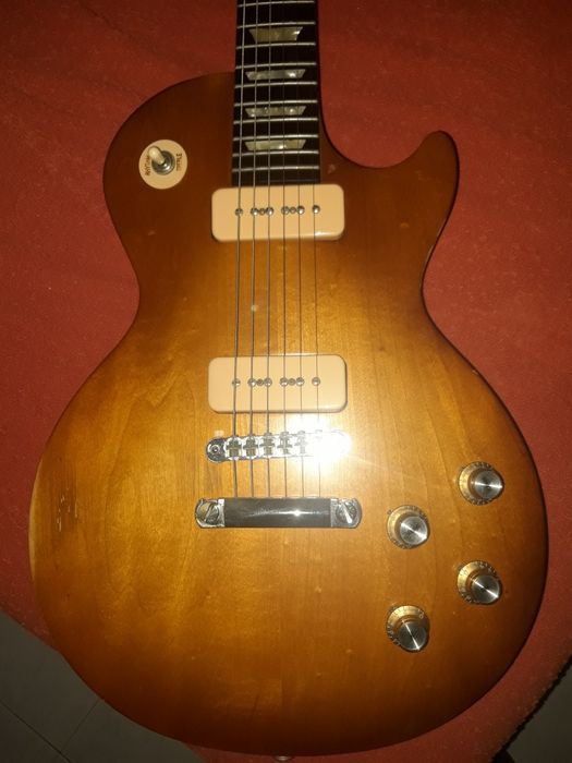 Gibson les paul tribute 60