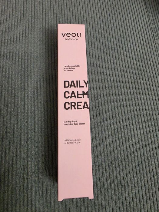 Veoli Botanica Daily Calming Cream Całodzienny lekki krem kojący do twarzy 75ml