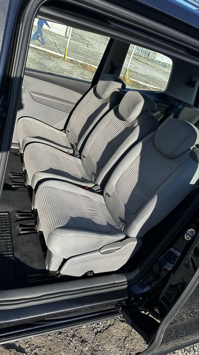 Seat Alhambra 2.0 TDI 140 KM 2011