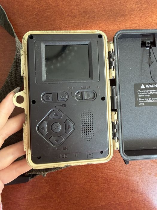 Fotopułapka REDLEAF RF06 z kompletem akumulatorów i karta pamięci 32gb