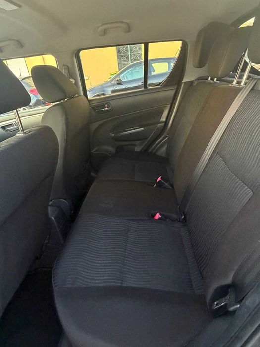 Suzuki Swift 1.3 DDiS 2013 DIESEL Preto