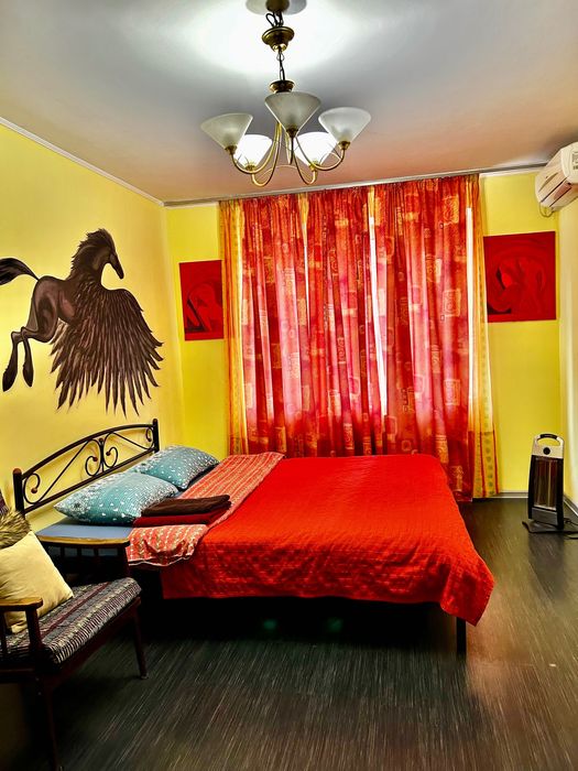 Квартира Посуточно жд вокзал( 2 мин), клиника Очі, Ультрамарин, МВД