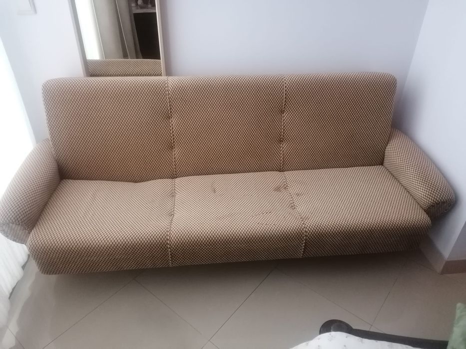 Sofá-cama dobrável