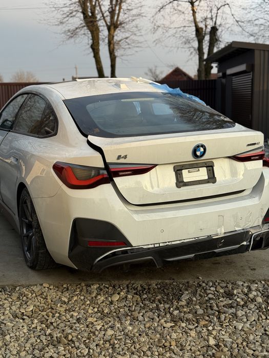 Розбір BMW i4 edrive40 2022 m sport