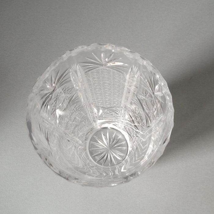 Kryształowy wazon PRL śr. 11,5cm / wys. 20cm