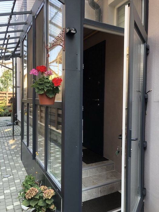 Продажа Тауна в центре Бучи