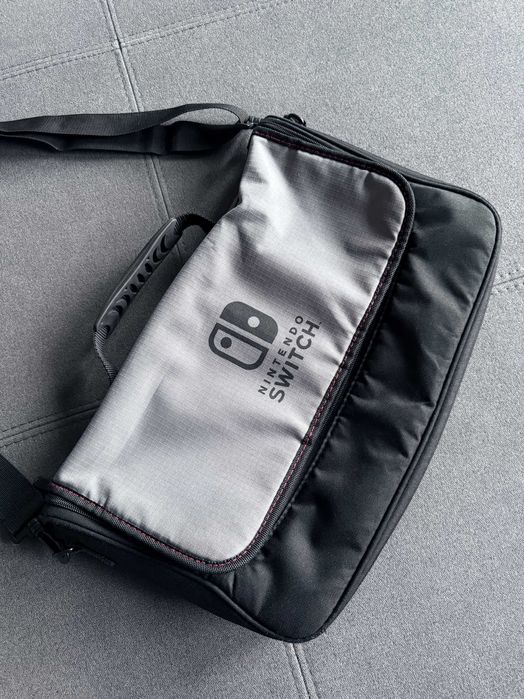 PowerA - torba na konsolę Nintendo Switch ze stacją i kablami