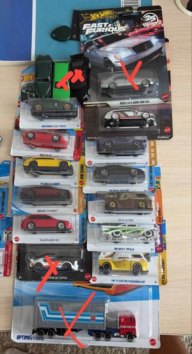 Модельки Hot wheels