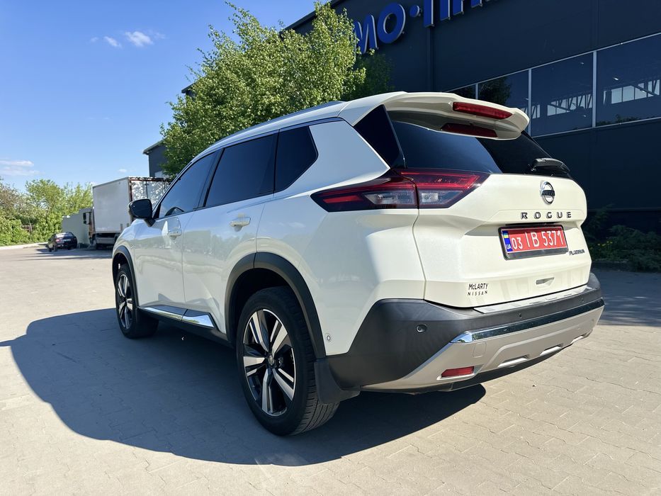Nissan Rogue PLATINUM