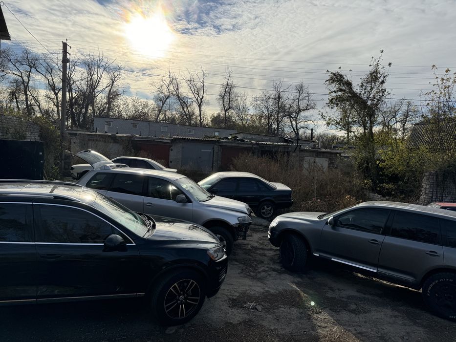 Запчастини Audi A6 100 S4 S6 Q7 A4 B8 Touareg 1 7P ауді Туарег таурег