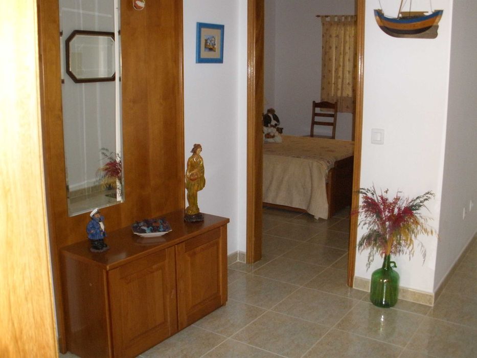 Apartamento r/chão T3 com pátio independente