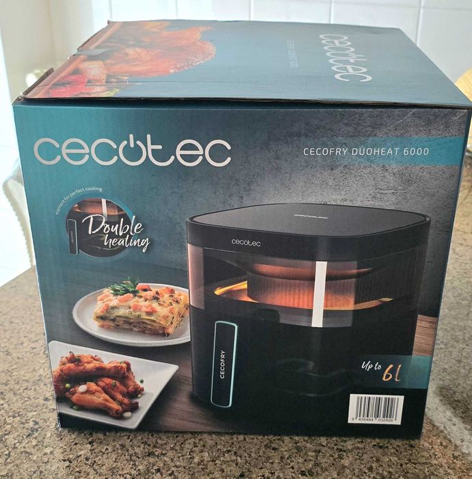 Vendo Air Fryer com vários acessórios,  marca Cecotec com muito pouco uso e em excelente estado.  Quase como nova