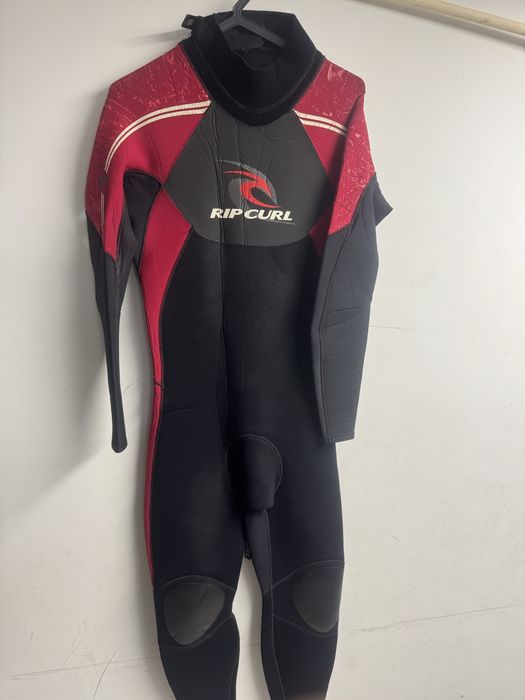 Vendo fato de surf RIP CURL