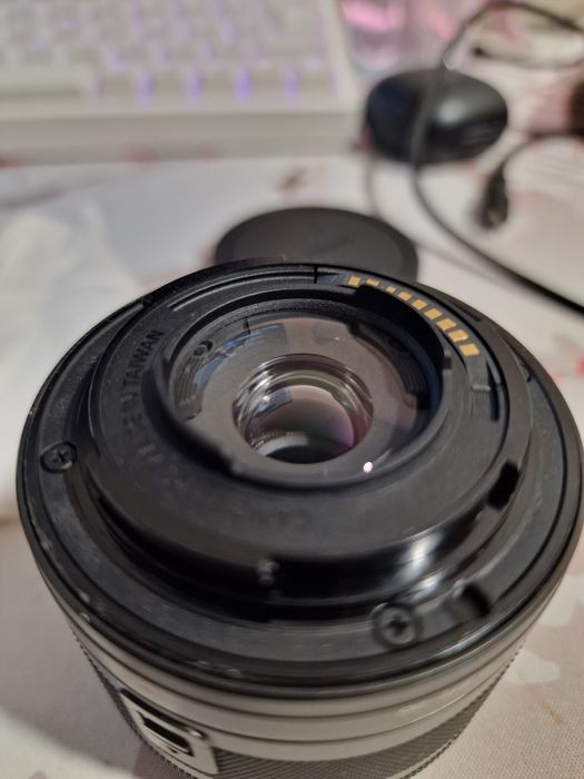 Câmera Canon EOS M50 Mark II + Lente EF-M 15-45mm f/3.5-6.3+Acessórios