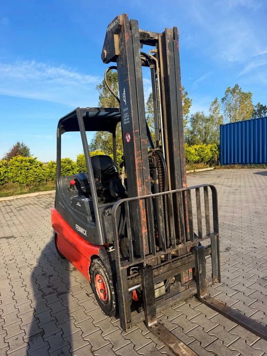 wózek widłowy elektryczny LINDE E25/02 Triplex 5.90m 2009 rok przebieg 4100mtg UDT aktualny przegląd