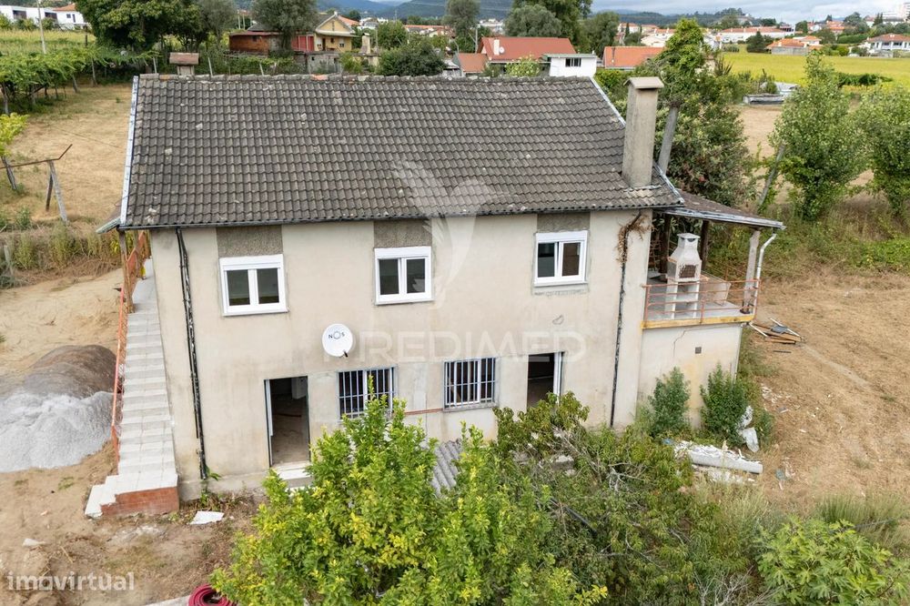 Andar Moradia T3 Renovado | Arrendamento | Ferreiros, Amares