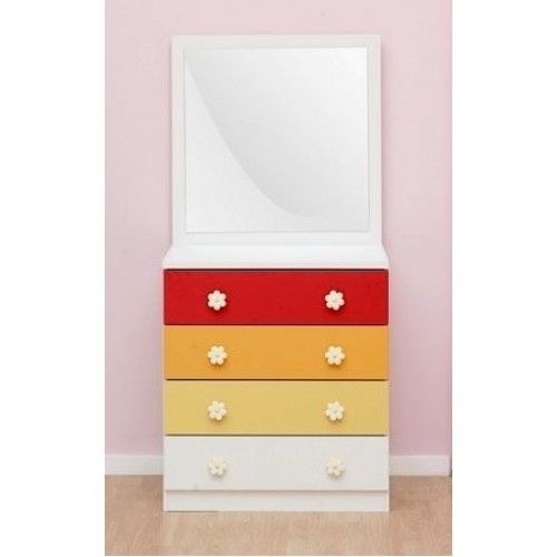 Комплект дитячих меблів, 3 шафи і комод з дзеркалом.