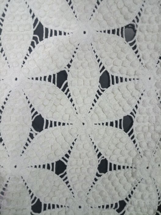 Colcha renda crochê feita à mão