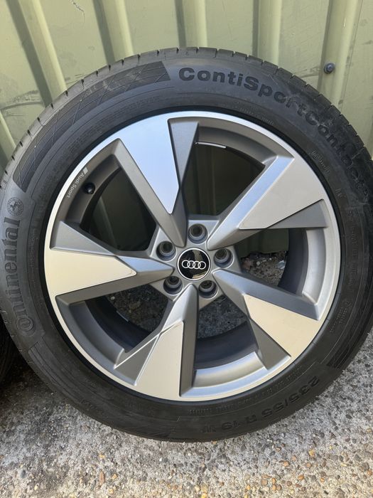 7.5мм Диски Audi SportR19 Q5, Q3, A6, A4 з літніми шинами 235/55 2023