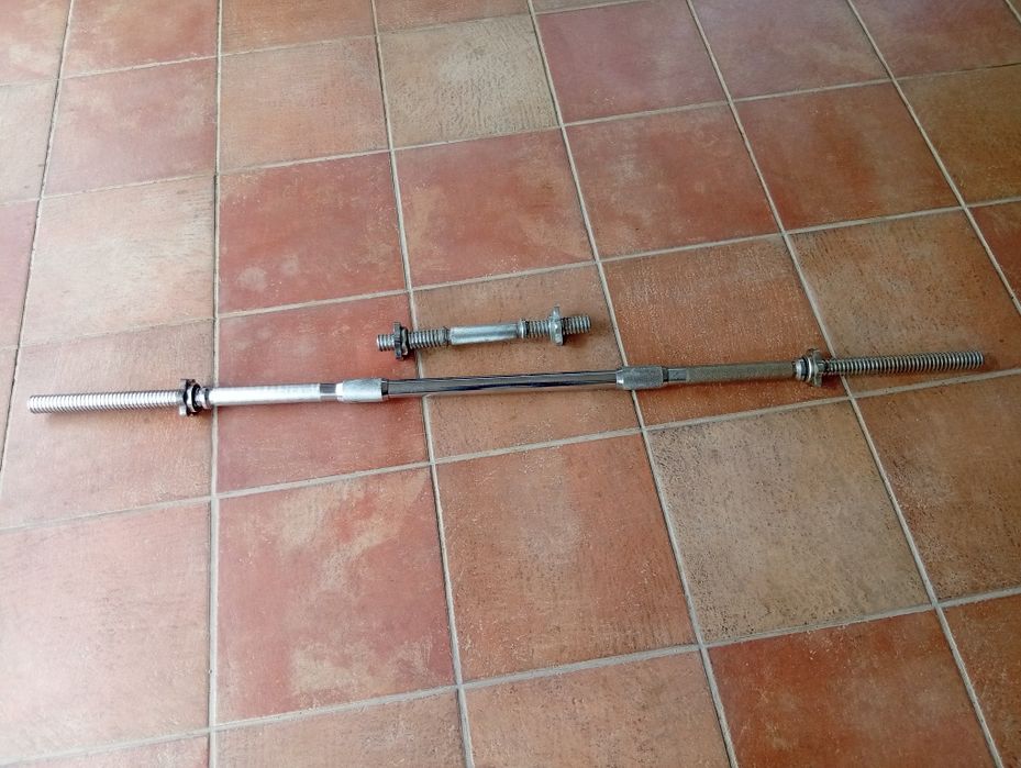 2 barras de musculação 30mm diâmetro64284620524675120