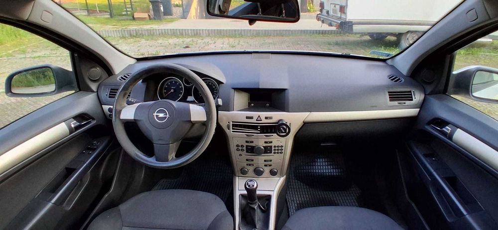 Opel Astra 2007r 1.6kat