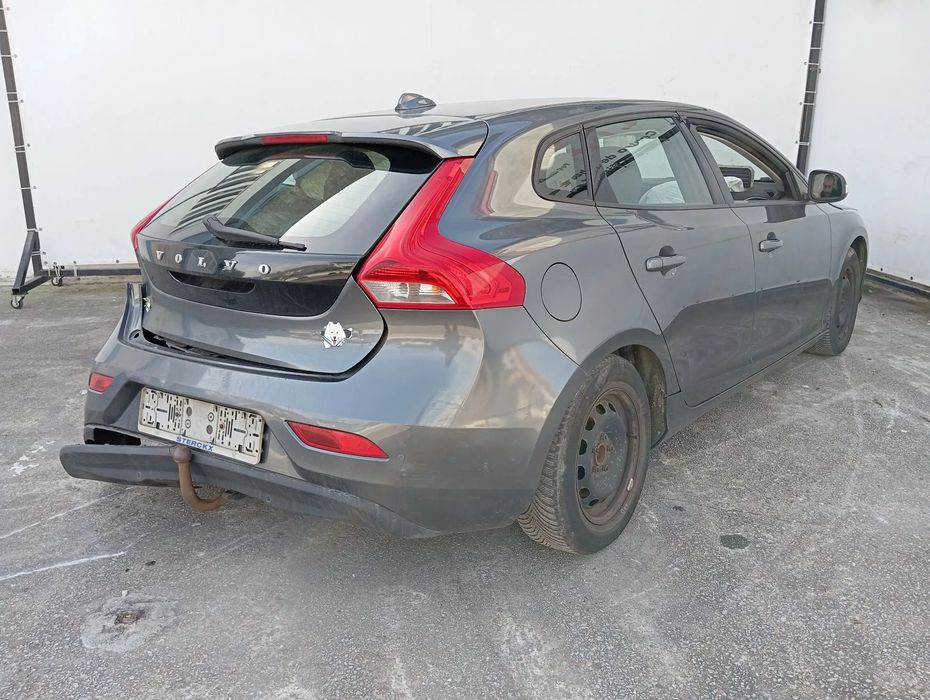 Para peças VOLVO V40 Hatchback Van (525)