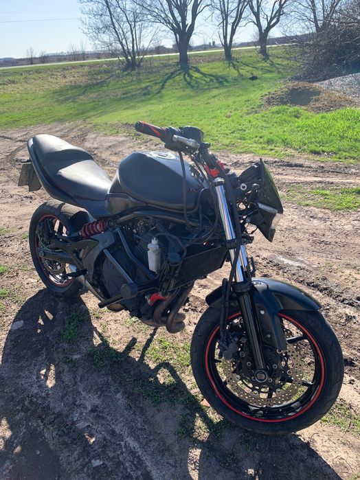 Kawasaki ER6 нейкет