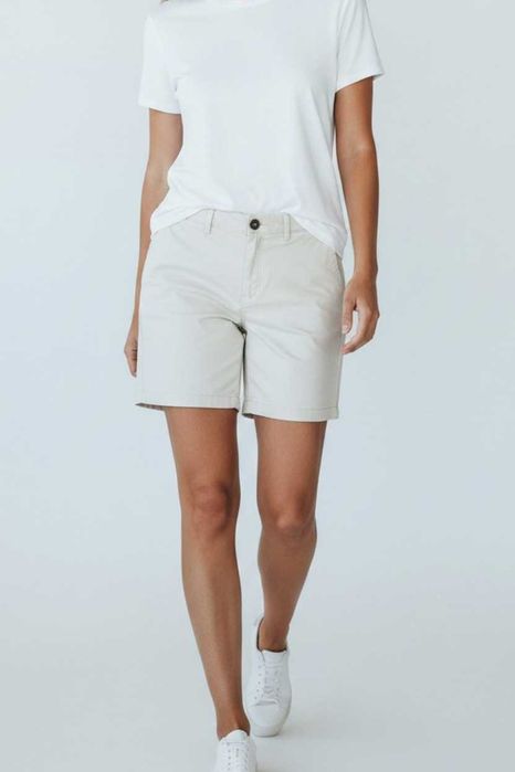 B56 krótkie spodenki damskie szorty Tommy Hilfiger beż bermudy M 38