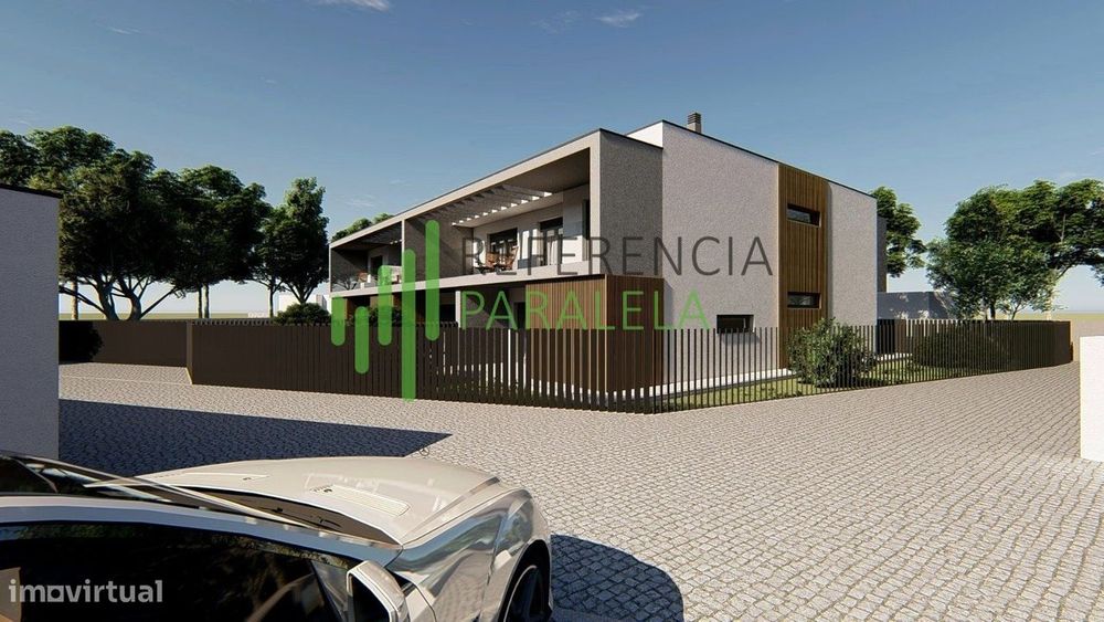 Apartamento T1 Moderno com Logradouro e Garagem em Vila Nova de Anh...