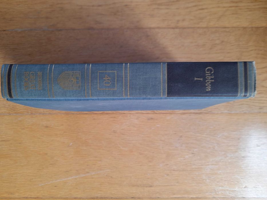 Gibbon, Rushdie, Umberto Eco