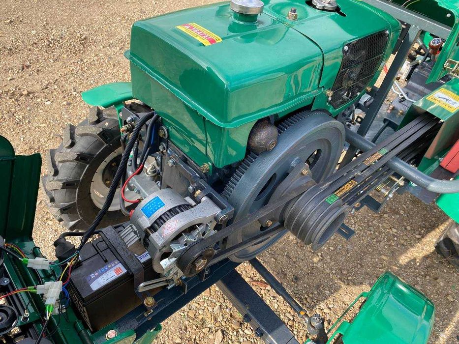 Мототрактор ФАЙТЕР Т-20  20 л.с. Доставка до дому 4х2 Масла +ЗІП