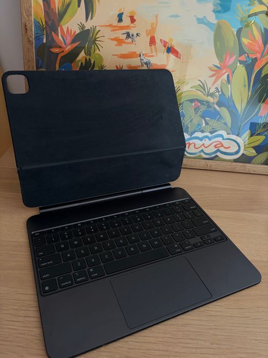 Apple Magic Keyboard do iPad Pro 13” M4 / M5 – kolor ciemny