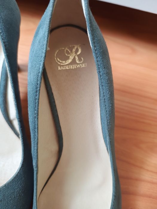 Szpilki szare. Roz 37